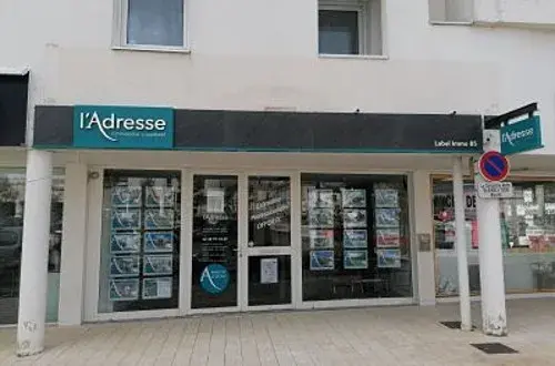 L'Adresse Immobilier  Le BourgsouslaRoche